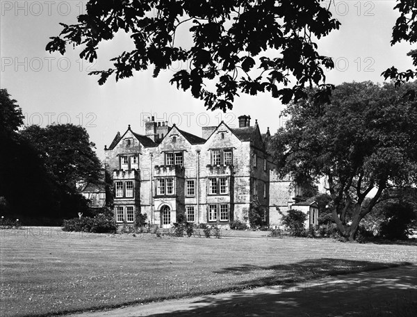 Park Hall Country Club, Spinkhill, Derbyshire, 1961.  Artist: Michael Walters