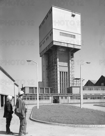 Killoch Colliery, Ayrshire, Scotland, 1960.  Artist: Michael Walters