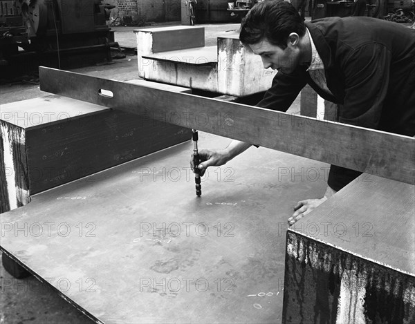 An engineer at work at the Edgar Allen Steel Foundry, Sheffield, South Yorkshire, 1962. Artist: Michael Walters