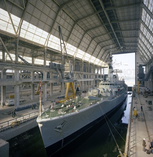 HMS 'Cleopatra' at Devonport frigate complex, Plymouth, Devon, 1977.  Artist: Michael Walters