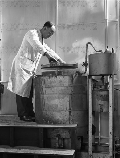 Vacuum absorbtion chamber, Edgar Allen Steel Co, Sheffield, South Yorkshire, 1962. Artist: Michael Walters