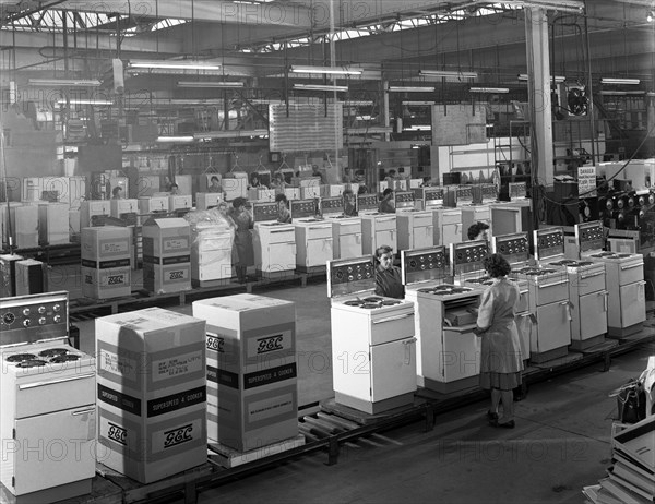 The cooker assembly line at the GEC factory, Swinton, South Yorkshire, 1963.  Artist: Michael Walters