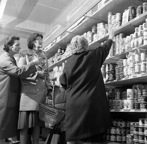 Opening of Brough's supermarket, Thurnscoe, South Yorkshire, 1963.  Artist: Michael Walters