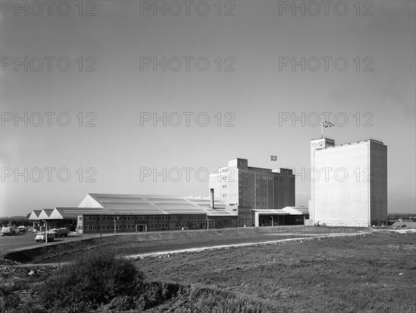The exterior of Spillers Animal Foods mill, Gainsborough, Lincolnshire, 1962. Artist: Michael Walters