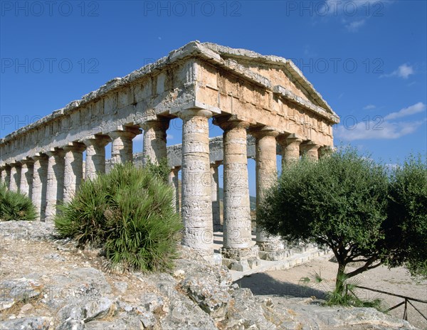 Temple, Segesta, Sicily, Italy.