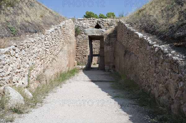 A tholos tomb of Aegisthus, Mycenae, Greece.  Artist: Samuel Magal