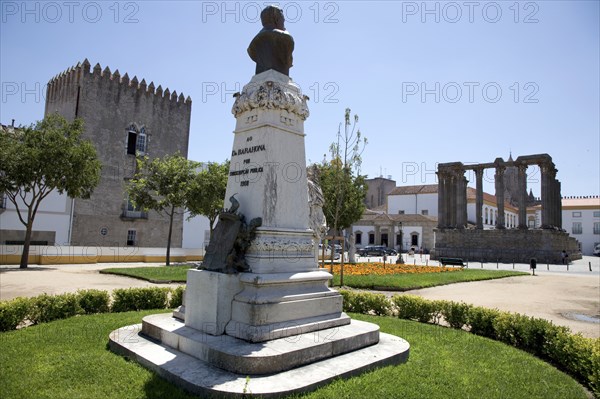 A monument to D. Barahona, Evora, Portugal, 2009. Artist: Samuel Magal