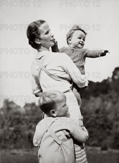 'A Happy Mother, a National Socialist Ideal', Germany, 1936. Artist: Unknown