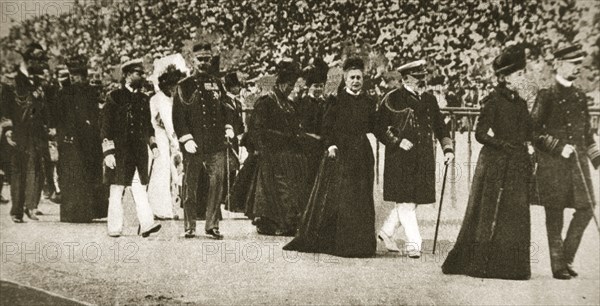 Presentation party at the Olympic Games, Athens, Greece, 1906. Artist: S and G