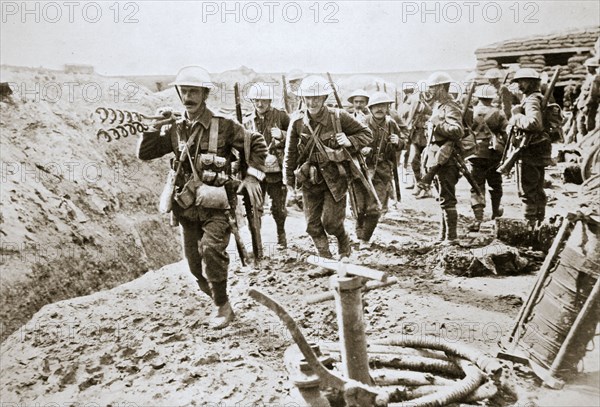 A British wiring party going up to the trenches, Somme campaign, France, World War I, 1916. Artist: Unknown