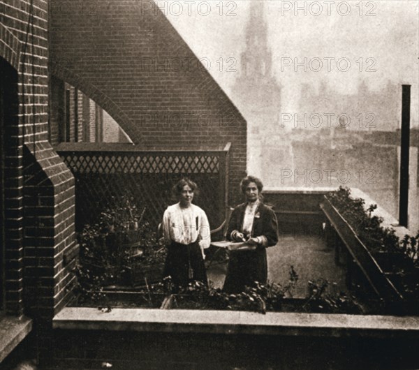 Emmeline and Christabel Pankhurst, British suffragettes, London, 12 October 1908. Artist: Unknown