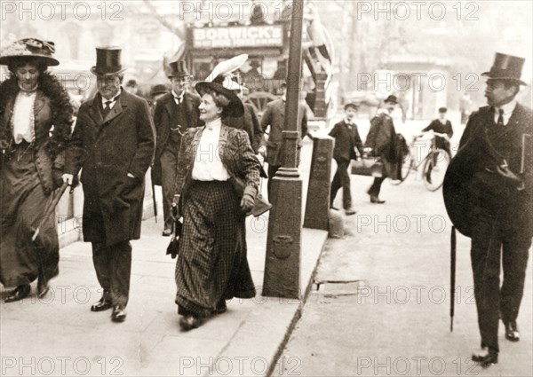 Suffragettes trying to speak to the Prime Minister, London, 1908. Artist: Unknown