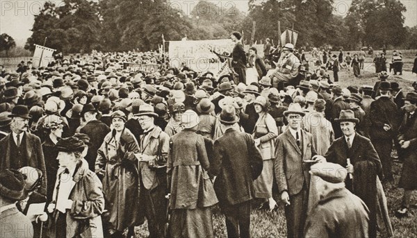 Anti-war meeting at Speakers' Corner, near Marble Arch, Hyde Park, London, c1920s-c1930s(?). Artist: Unknown