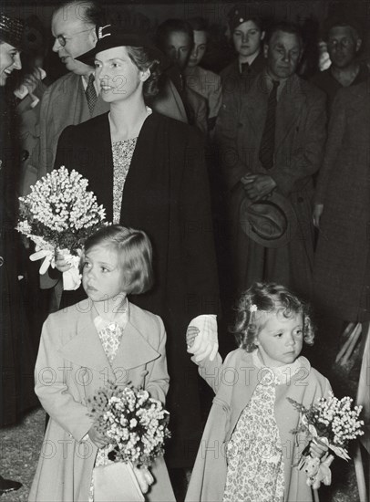 Princesses Sibylla, Margaretha and Birgitta of Sweden visiting a dog show, 1 June 1940.  Artist: Karl Sandels