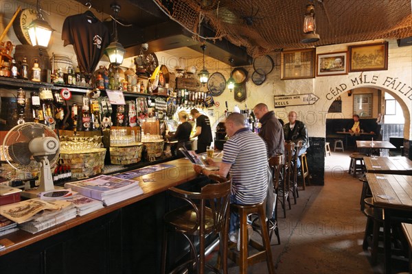 Kelly's Cellars pub, Belfast, Northern Ireland, 2010.