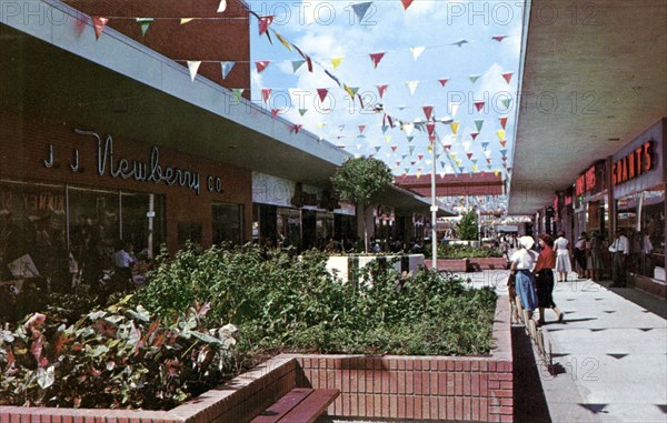 Gulfgate Shopping City, Houston, Texas, USA, 1956. Artist: Unknown