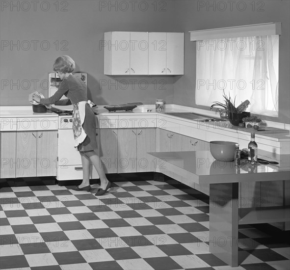 Kitchen scene, Warwick, Warwickshire, 1966. Artist: Michael Walters