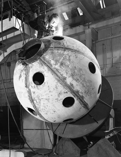 Construction of deep sea inspection chambers, Markham & Co, Chesterfield, Derbyshire, 1966. Artist: Michael Walters