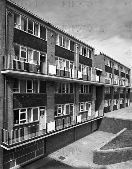 Woodside Maisonettes, Sheffield 13th August 1962. Artist: Michael Walters