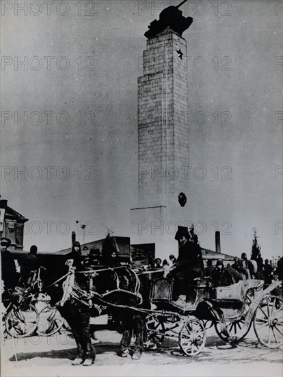 Monument of the Soviet Red Army Martyrs, Shenyang, Manchuria, China, 1945. Artist: Unknown