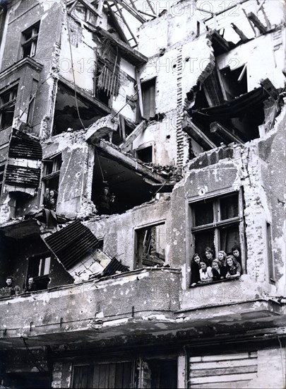 Extensive damage to occupied Berlin flats, Germany, 27 August 1945. Artist: Unknown