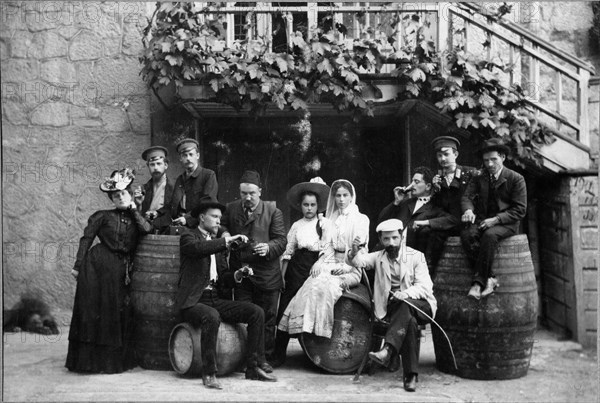 Russian author Alexander Kuprin with his wife in Yalta, Crimea, early 20th century. Artist: Unknown