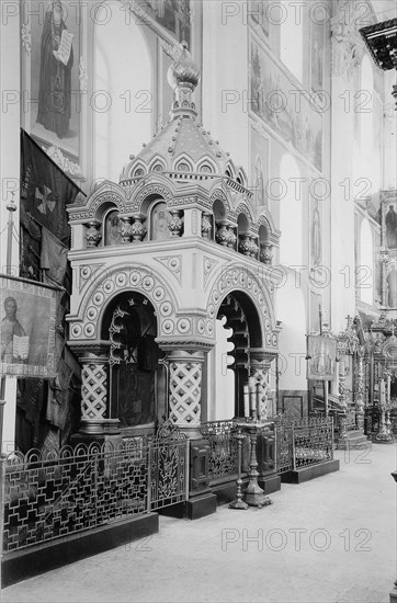 Minin's Tomb in the Saviour Cathedral in the Nizhny Novgorod Kremlin, Russia, 1896.  Artist: Maxim Dmitriev