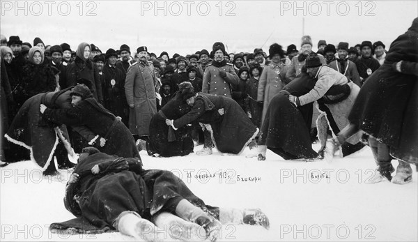 Bashkirs kuresh wrestling, Russia, 1913. Artist: Unknown