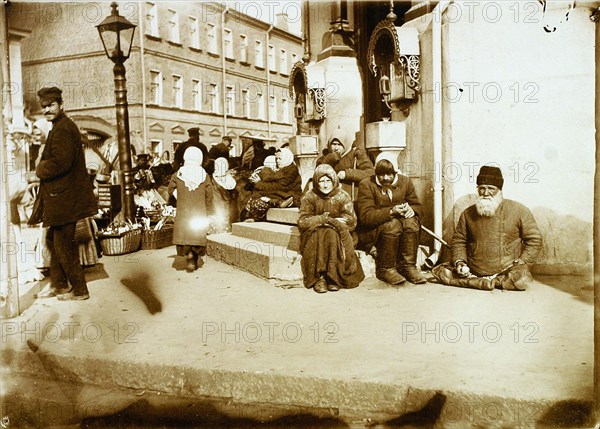 Beggars in front of the Valaam Monastery, Moscow, Russia, 1907. Artist: Unknown