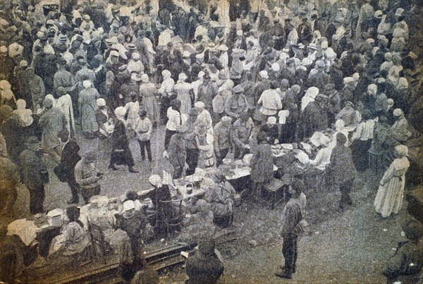 Smolensk Market, Moscow, USSR, 1920s. Artist: Unknown