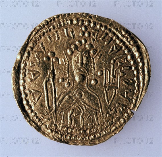 'Coin (Zlatnik) of Grand Duke Vladimir Svyatoslavich', (Averse: Portrait of the ruler), 980-1015. Artist: Unknown