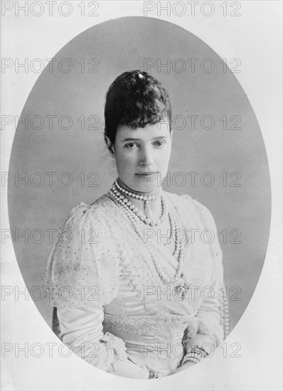 Dowager Empress Maria Feodorovna of Russia, 1911. Artist: Anon