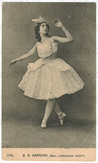 Ballet dancer Vera Karalli in the Ballet Swan Lake, c. 1910.