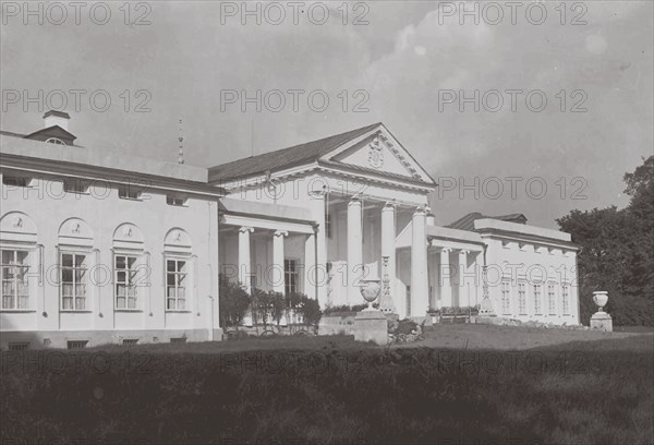 The Vlakhernskoye-Kuzminki estate of Prince Sergey Mikhaylovich Golitsyn, 1890s.