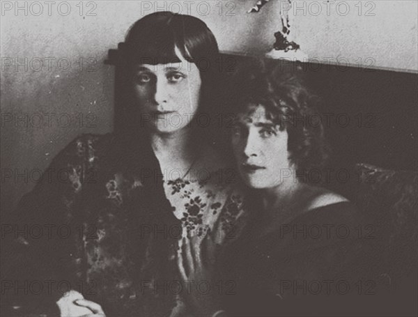 Anna Akhmatova and Olga Glebova-Sudeikina, 1914.