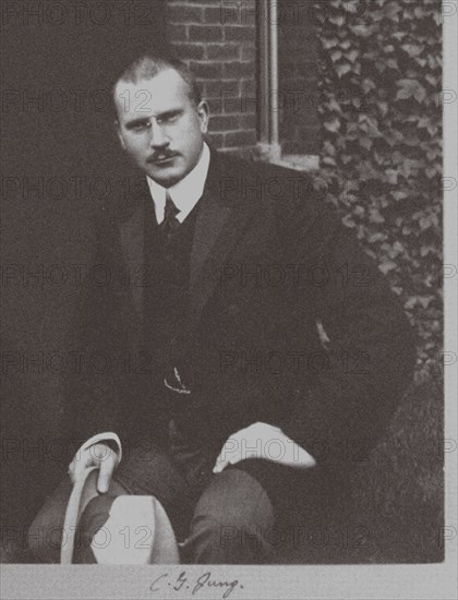 Carl Gustav Jung, 1909.