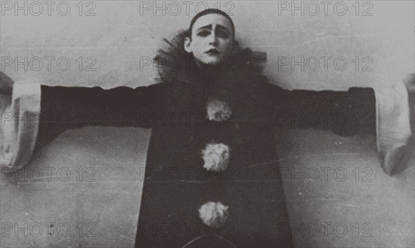 Alexander Vertinsky as Pierrot, 1918.