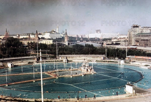 The Moskva Pool, 1970s.