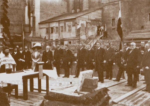 Public prayer before the beginning of the construction work of the the new German Embassy in St. Pet Artist: Anonymous