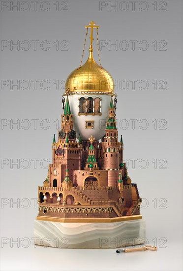 Easter egg Moscow Kremlin, 1904-1906. Artist: Russian Master, Factory Fabergé