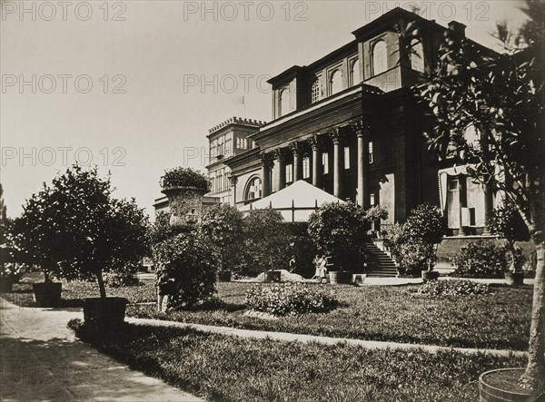 The Paskevich Residence in Gomel, 1860s. Artist: Bianchi, Giovanni (1812-1893)