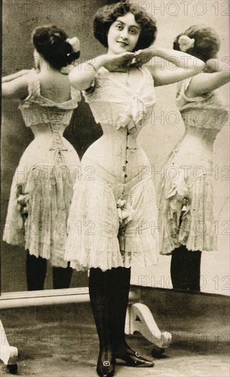 Victorian corset, End 1890s. Artist: Anonymous