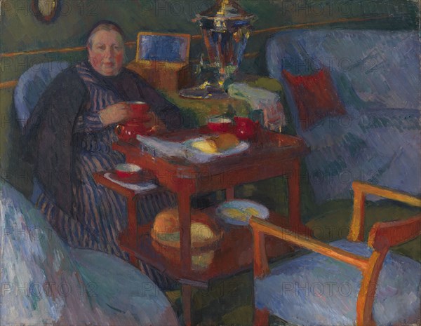 Woman drinking tea. Artist: Braz, Osip Emmanuilovich (1872-1936)