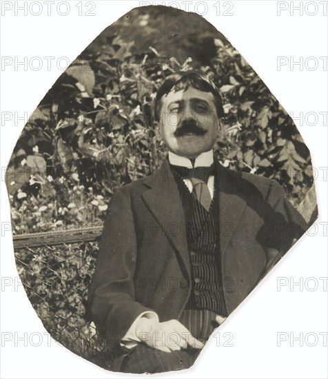 Marcel Proust at the Tuileries Garden.