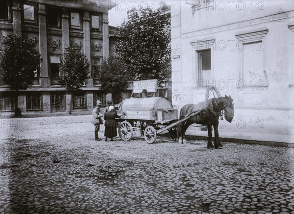 The New Basmannaya street in Moscow, 1920s.