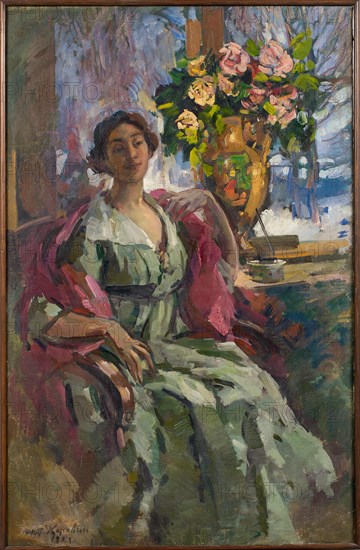 Woman with bouquet of roses, 1921.