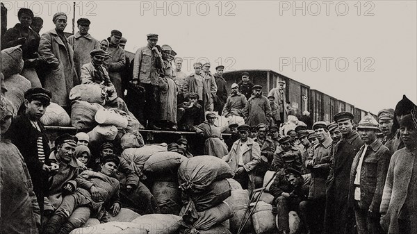 The food brigade (Prodotryad) is sent to Tambov, 1919.