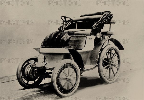 Lohner-Porsche at the Exposition Universelle of 1900 in Paris, 1900.