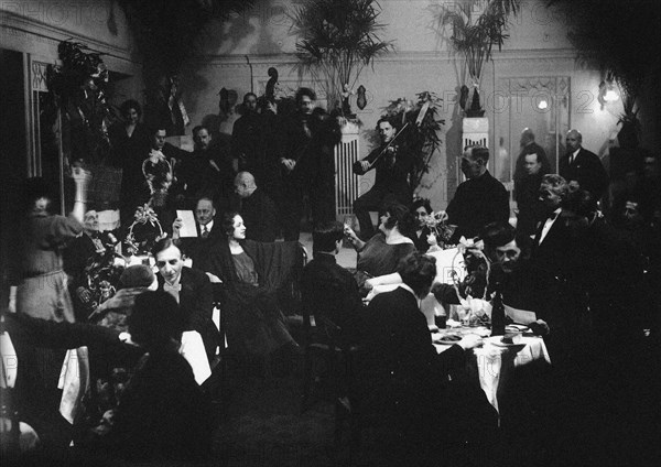 The hall of the night restaurant of Hotel Evropeiskaya, Leningrad 1924, 1924.