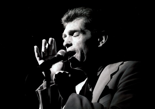 Georgie Fame, Ronnie Scott's, London.   Artist: Brian O'Connor